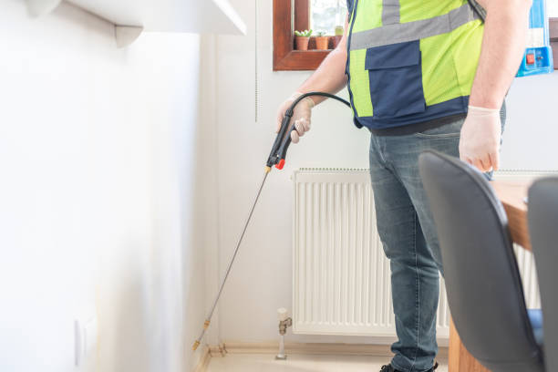 Best Exterminator Services  in Merton, WI